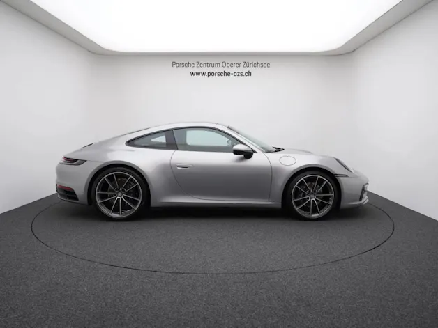 PORSCHE 911 Carrera