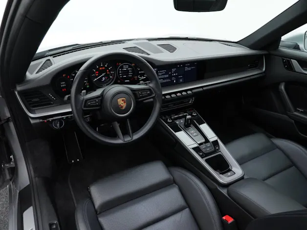 PORSCHE 911 Carrera