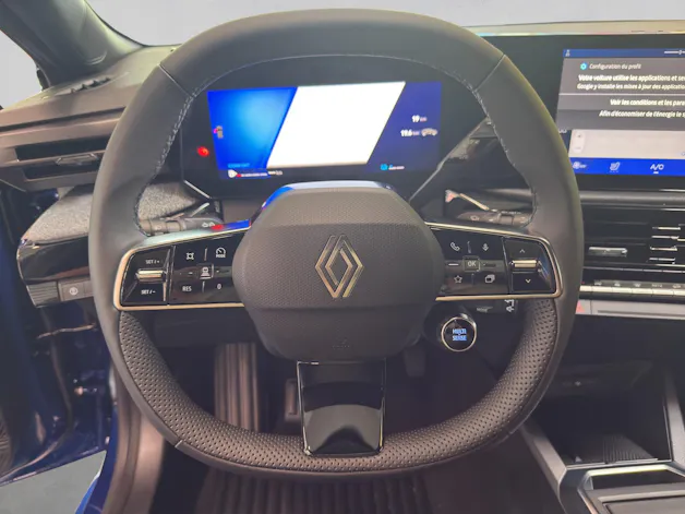 RENAULT Clio 1.8 E-Tech Techno
