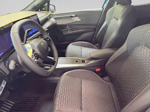 RENAULT Clio 1.8 E-Tech Techno