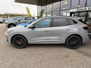 FORD Kuga 2.5 FHEV ST-Line X 4WD Shadow Edition