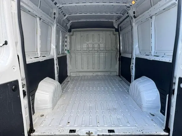 PEUGEOT Boxer 2.2 HDI 335 Premium L2H2