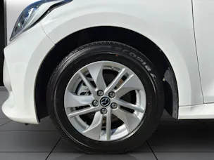MAZDA 2 Hybrid Centre-Line