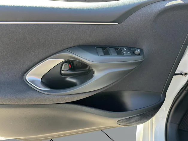 MAZDA 2 Hybrid Centre-Line