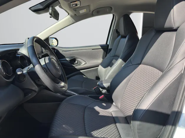 MAZDA 2 Hybrid Centre-Line