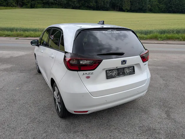 HONDA Jazz 1.5i-MMD Executive E-CVT