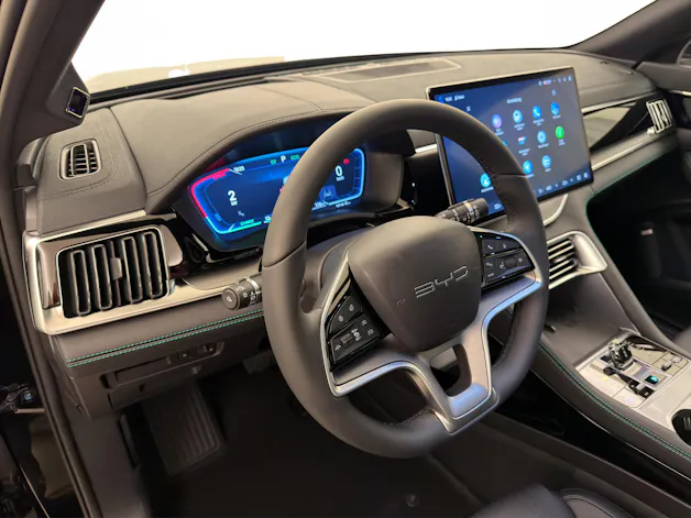 BYD Seal U DM-i Design AWD
