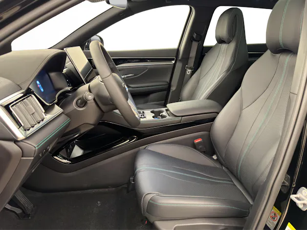 BYD Seal U DM-i Design AWD
