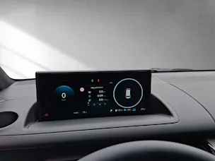 HYUNDAI Staria Premium 84 kWh Vertex SUN, MY27