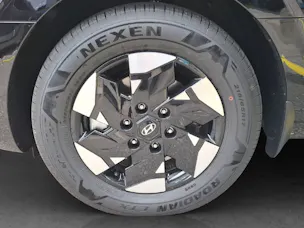HYUNDAI Staria Premium 84 kWh Vertex SUN, MY27
