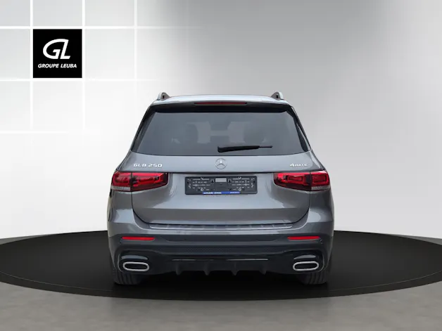 MERCEDES-BENZ GLB 250 4Matic AMG Line 8G-Tronic