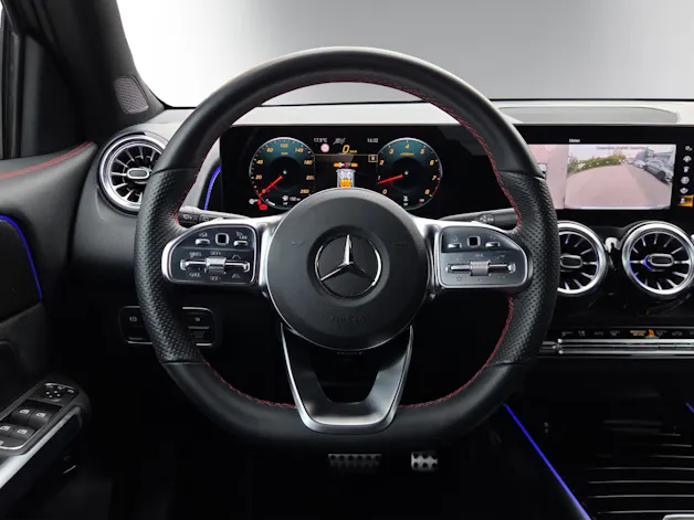 MERCEDES-BENZ GLB 250 4Matic AMG Line 8G-Tronic
