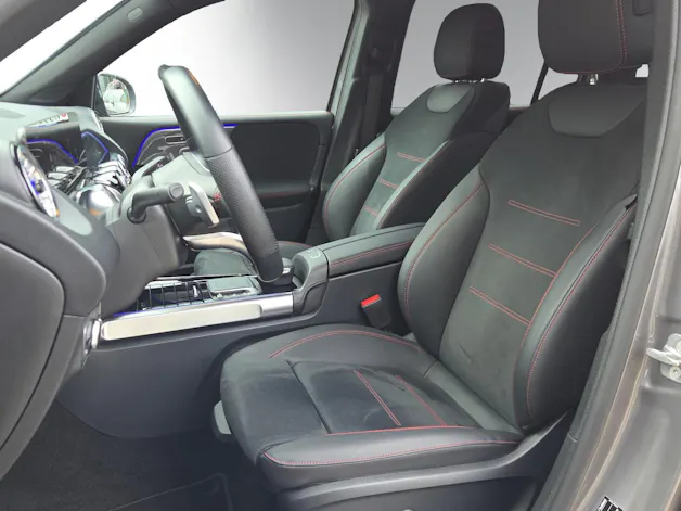MERCEDES-BENZ GLB 250 4Matic AMG Line 8G-Tronic