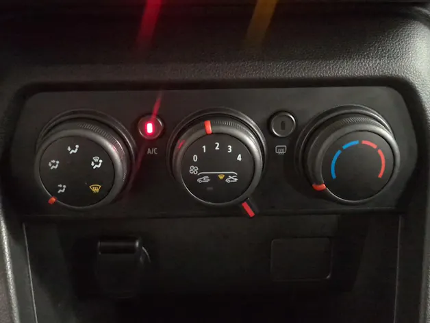 DACIA Sandero TCe 90 Comfort