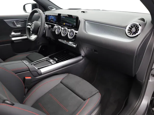 MERCEDES-BENZ GLA AMG 35 4Matic 8G-DCT