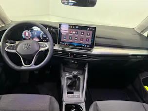 VW Golf 1.5 TSI Basis