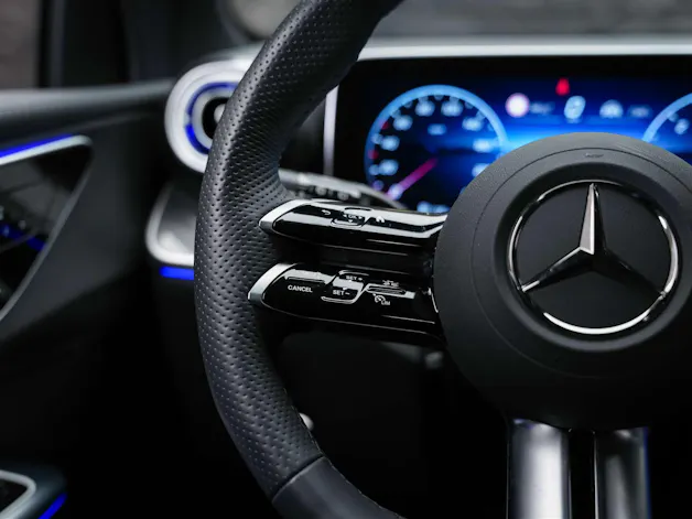 MERCEDES-BENZ GLC 300 d 4Matic AMG Line 9G-Tronic *21" Felgen*Digital Light*AHK*
