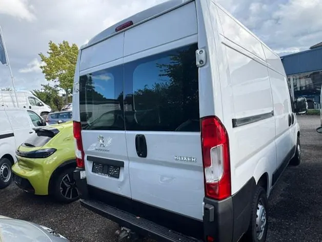PEUGEOT Boxer 2.2 HDI 335 Premium L2H2