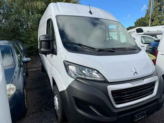 PEUGEOT Boxer 2.2 HDI 335 Premium L2H2