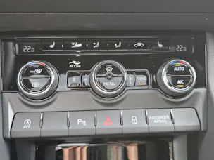 SKODA Karoq 2.0 TSI SportLine 4x4 DSG