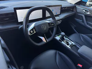 MG HS 1.5 PHEV Luxury