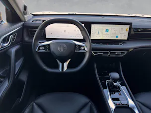 MG HS 1.5 PHEV Luxury