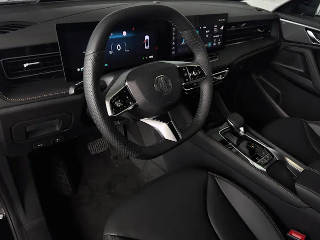 MG HS 1.5 Hybrid Luxury