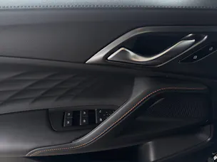 MG HS 1.5 Hybrid Luxury