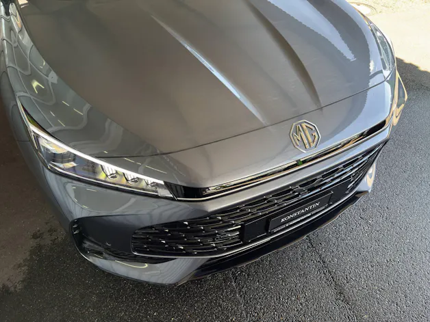 MG HS 1.5 Hybrid Luxury