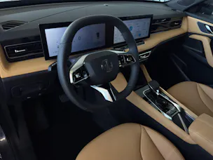 MG HS 1.5 Hybrid Luxury