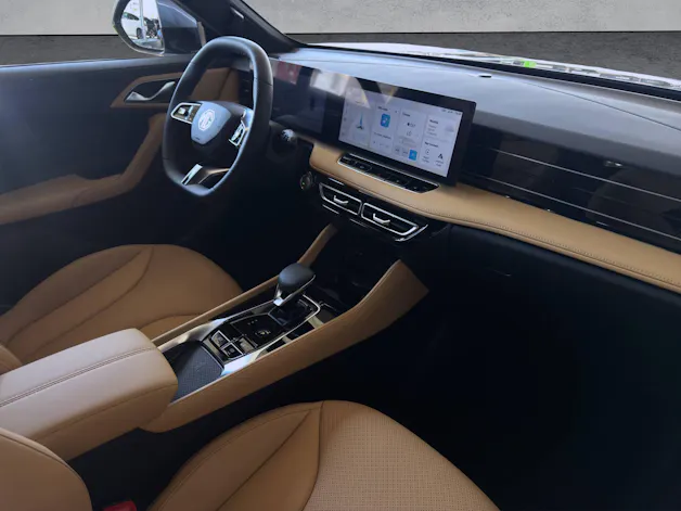 MG HS 1.5 Hybrid Luxury