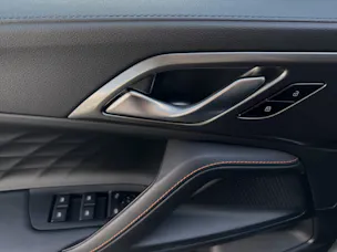 MG HS 1.5 PHEV Luxury