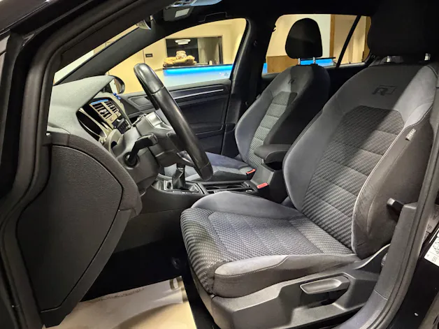 VW Golf 1.5 TSI EVO Highline