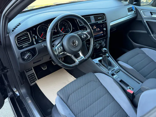 VW Golf 1.5 TSI EVO Highline