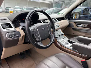 Land Rover Range Rover Sport 3.0 TDV6 HSE Automatic