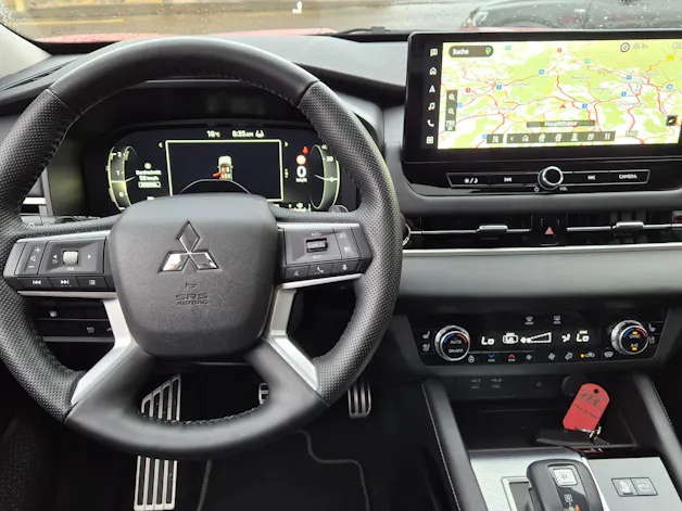 Mitsubishi Outlander PHEV Instyle KMU Helvetia