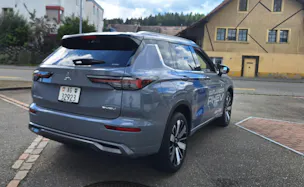 Mitsubishi Outlander PHEV Instyle KMU Helvetia