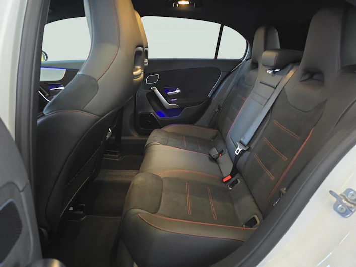image du véhicule MERCEDES-BENZ A 220