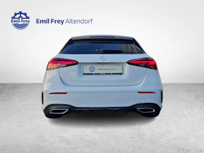 https://vehicle.imgix.net/4515152/b3c3d1d3-5a2d-4bf5-9e0c-576b21cc0008.jpg