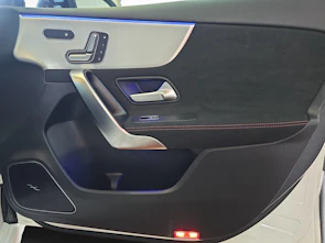 image du véhicule MERCEDES-BENZ A 220 4MATIC AMG Line