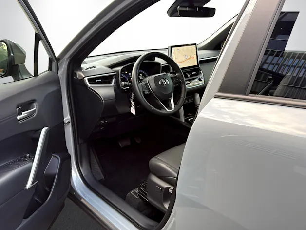 Toyota Corolla Cross 2.0 HSD Comfort AWD-i