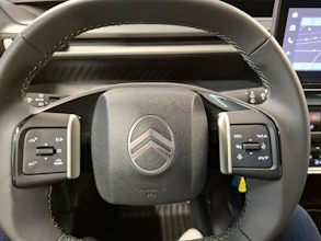https://vehicle.imgix.net/4515163/58040561-96e4-47ba-9c4d-95a65b5941e1.jpg