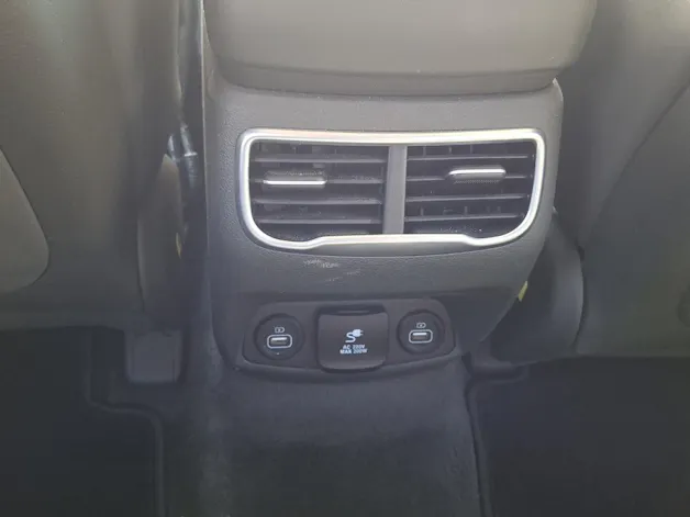 HYUNDAI Santa Fe 1.6 T-GDi HEV Vertex