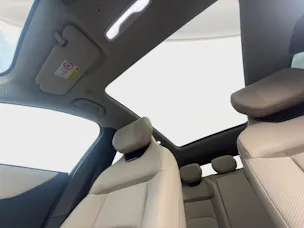 MAZDA CX-6e Takumi