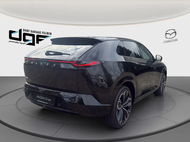 MAZDA CX-6e Takumi