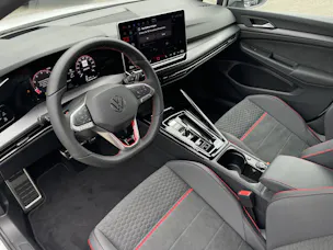 VW Golf VIII 2.0 TSI GTI Clubsport DSG*Rückfahrkamera*Navi*Harman Kardon*Head-Up*DCC*