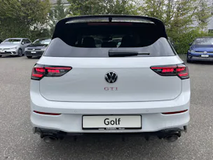 VW Golf VIII 2.0 TSI GTI Clubsport DSG*Rückfahrkamera*Navi*Harman Kardon*Head-Up*DCC*