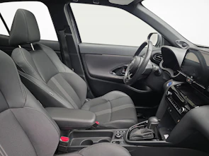 Fahrzeugbild TOYOTA Yaris Cross 1.5 VVT-i HSD Adventure AWD-i