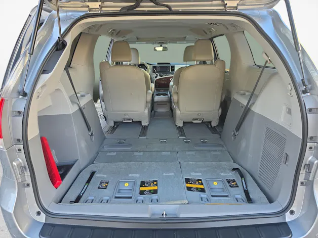 Toyota Sienna 3.5 V6 AWD