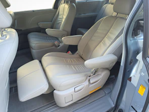 Fahrzeugbild TOYOTA Sienna 3.5 V6 AWD